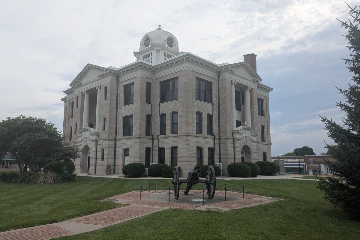 Daviess County Courthouse